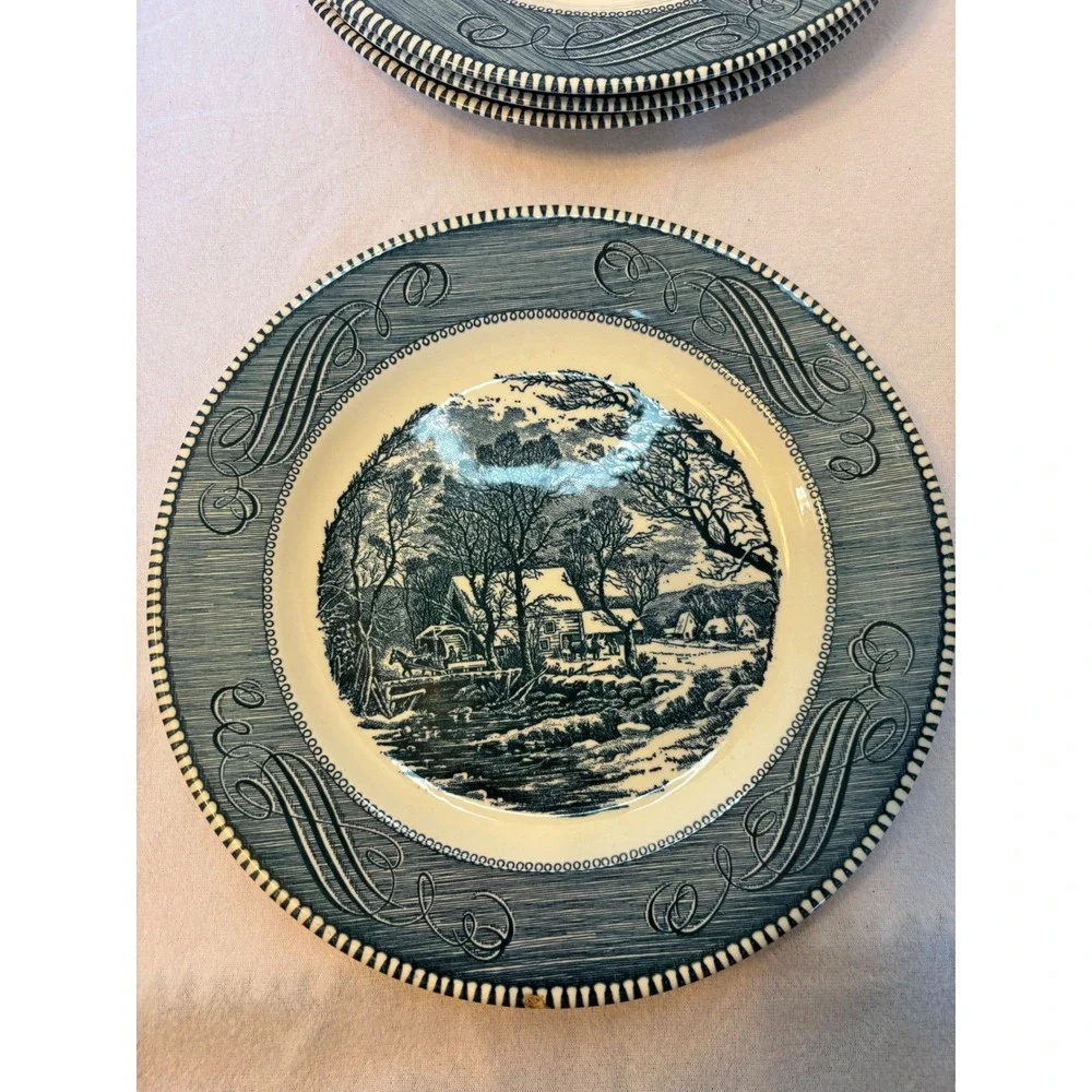 Royal China courier and eyes
